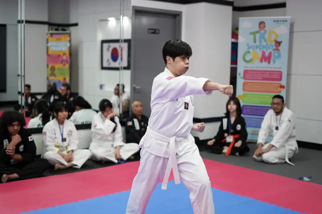 teens Taekwondo classes in Rego Park